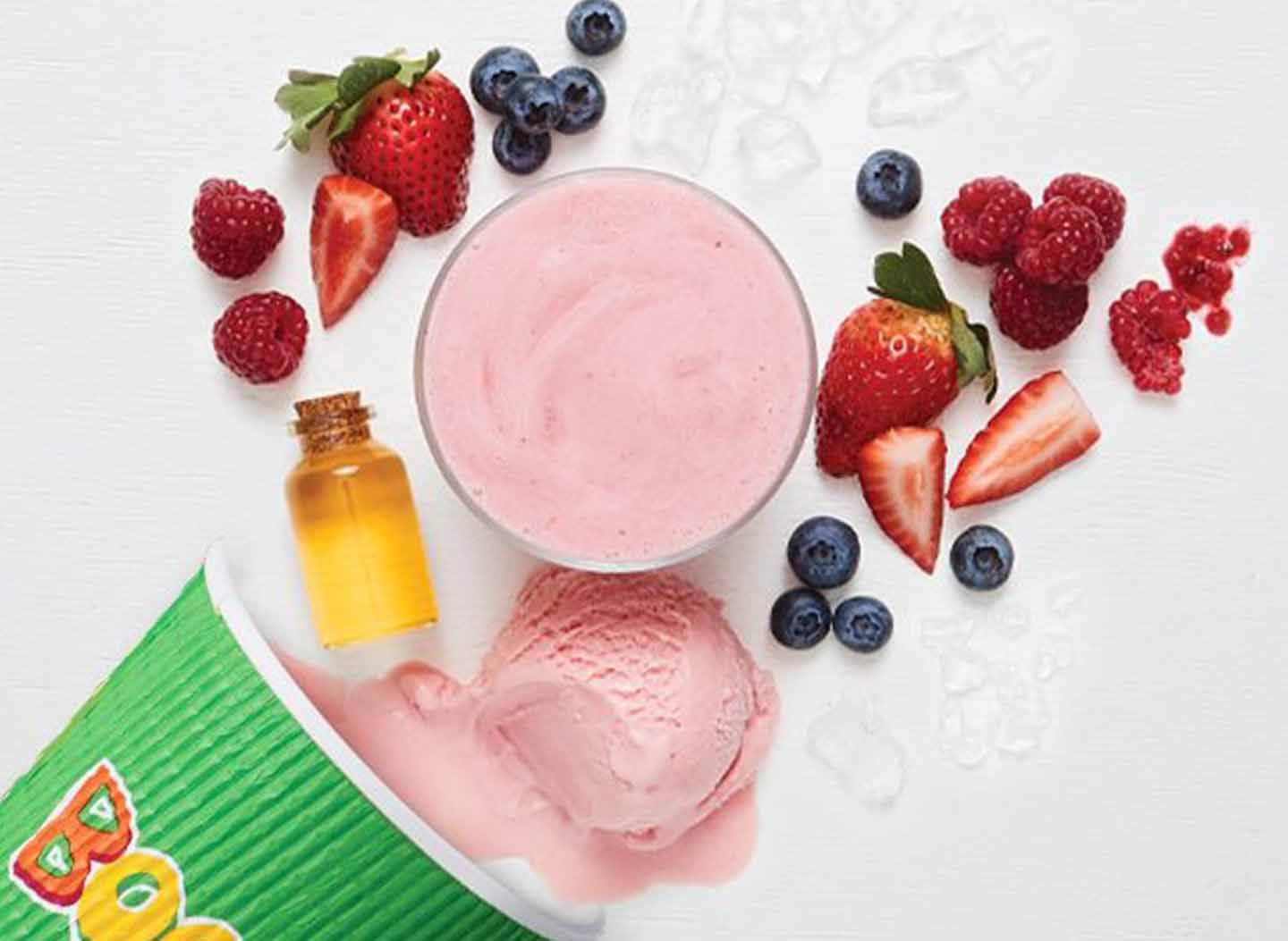 Ikki ayol erkakni sikishadi Ziyofatlarda jinsiy aloqa, guruh seks videolar